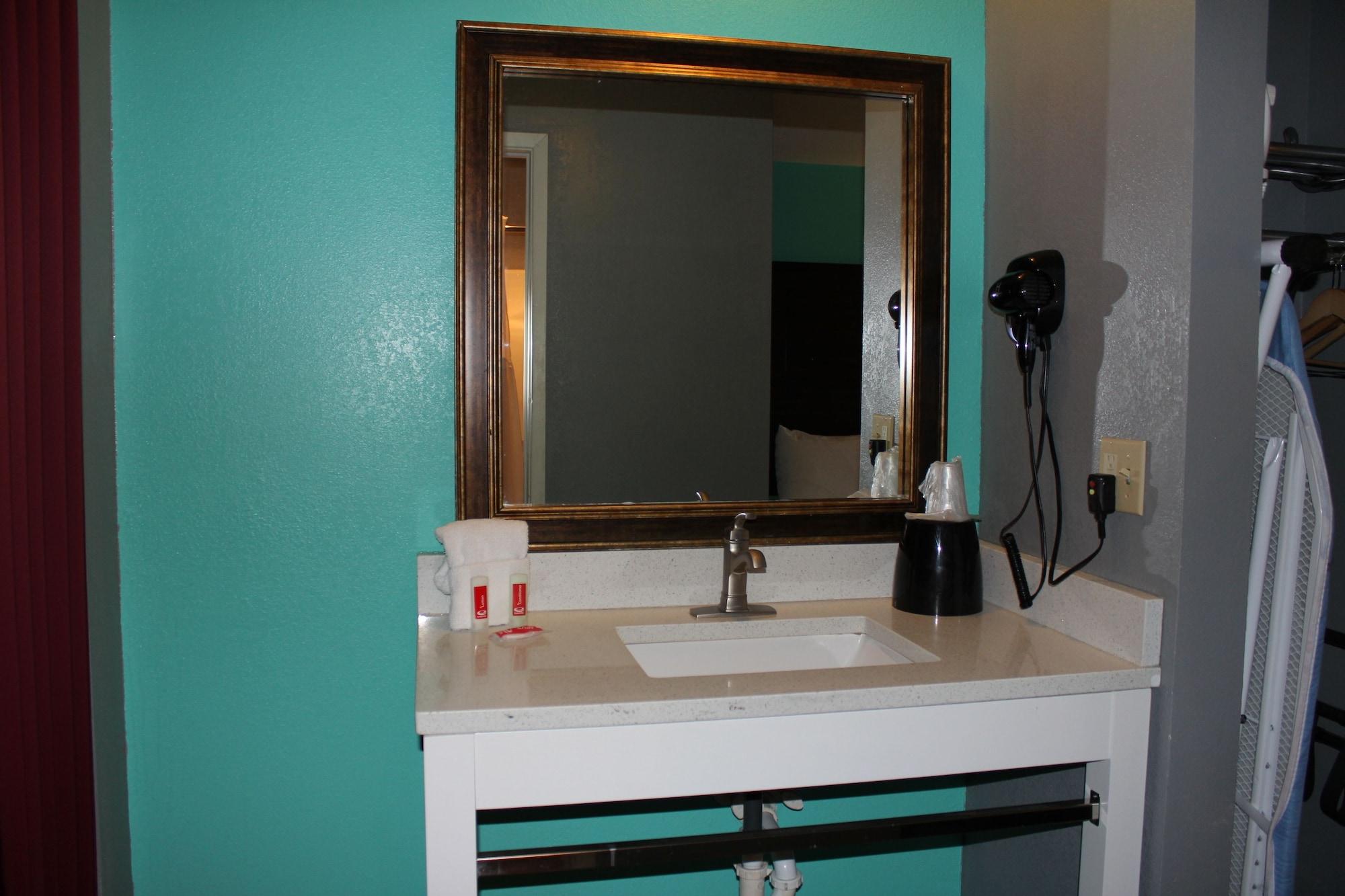 Econo Lodge West - Coors Blvd Albuquerque Eksteriør billede