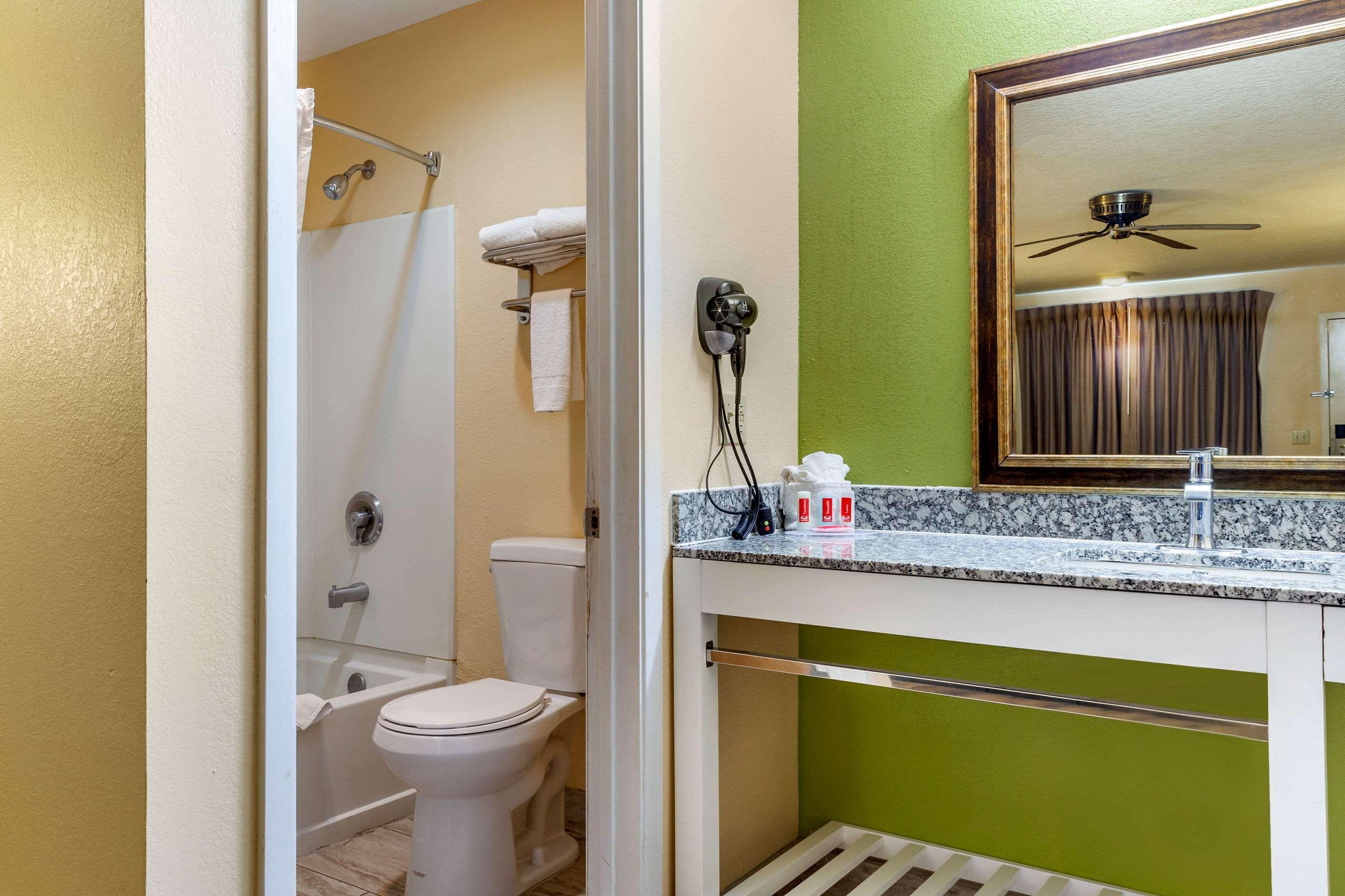 Econo Lodge West - Coors Blvd Albuquerque Eksteriør billede