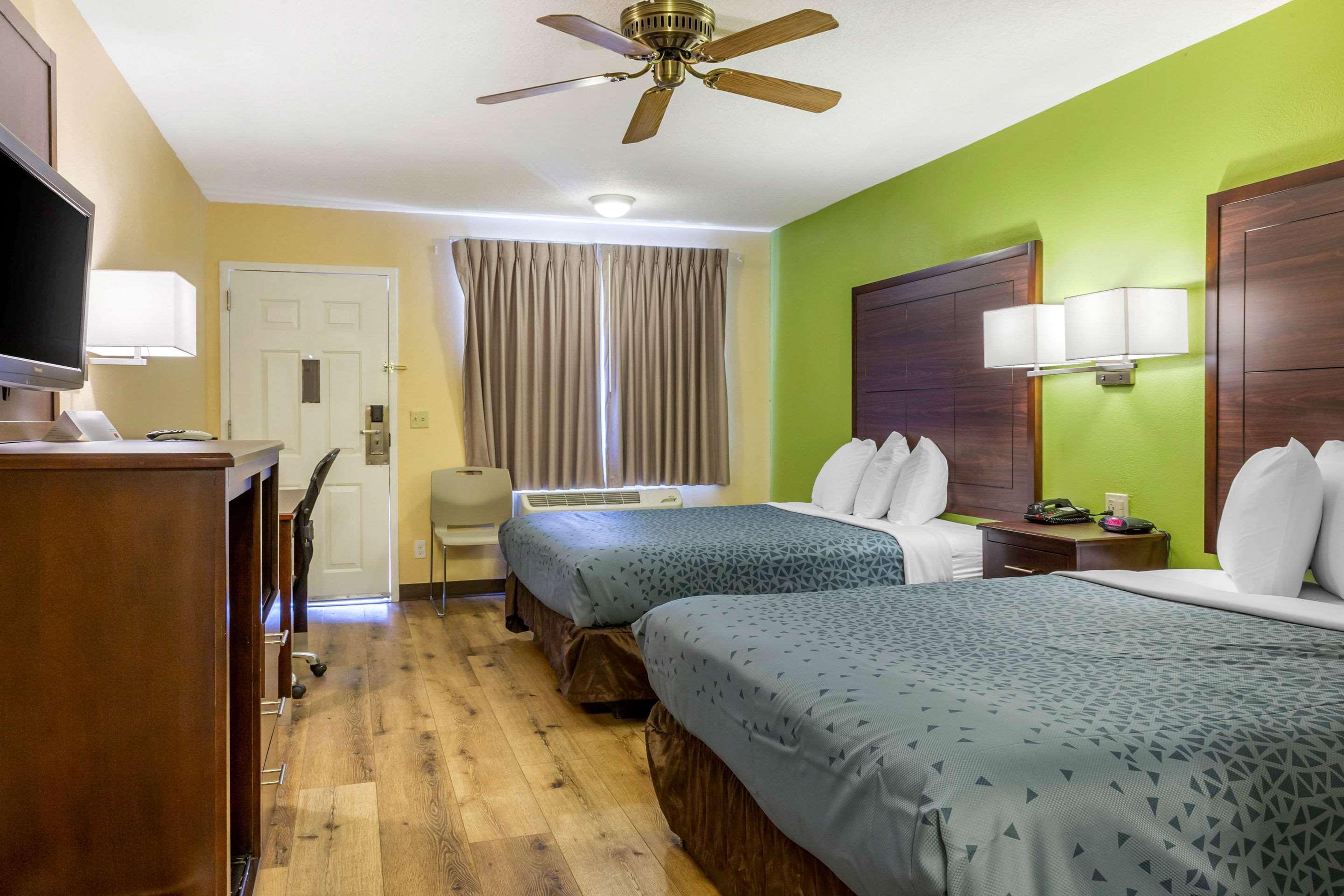 Econo Lodge West - Coors Blvd Albuquerque Eksteriør billede